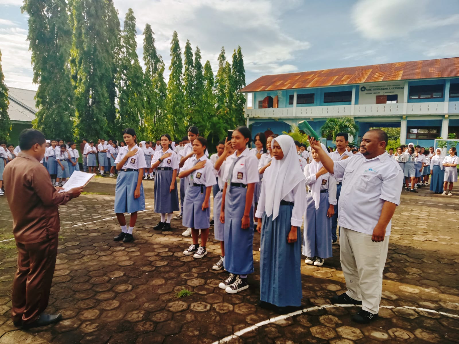 Pelantikan Pengurus OSIS SMK Sura Dewa