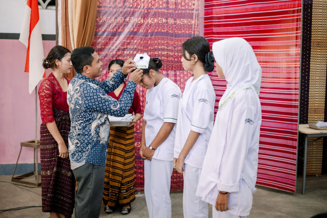 Capping Day kelas XI Program keperawatan 