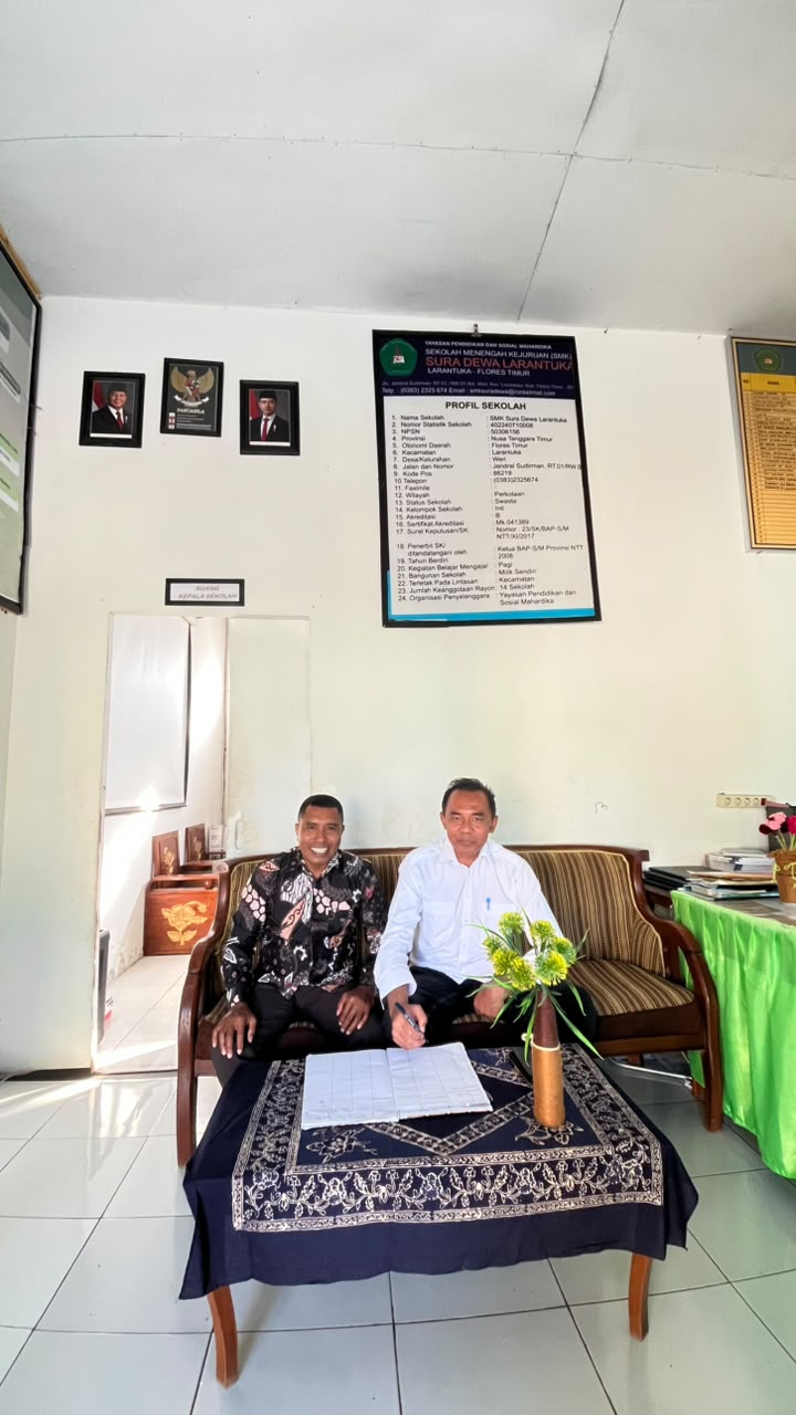 Kunjungan Bupati Flores Timur ke SMK Sura Dewa Larantuka